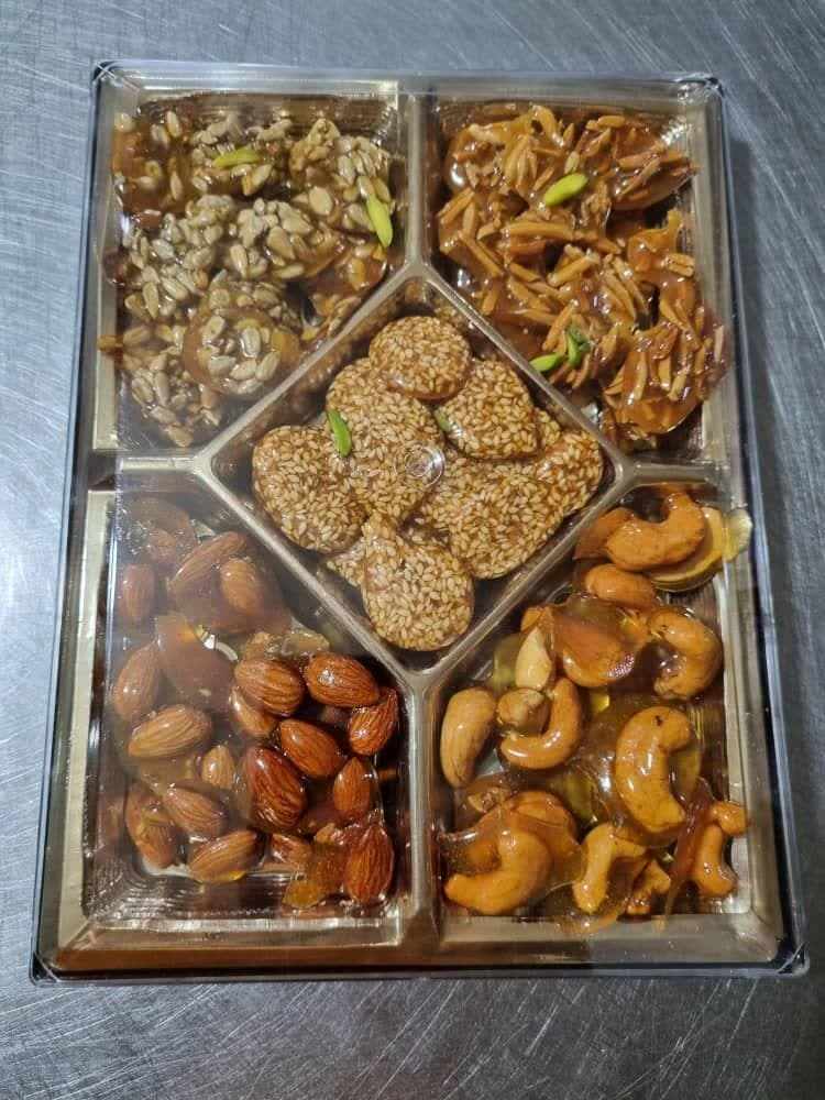 سوهان عسلی اجیلی ویژه پنج مغز